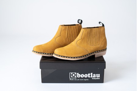 Bota Artesanal Vira Francesa - Cor Castor
